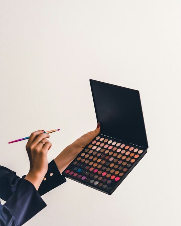 Sculpt & Glow Face Palette